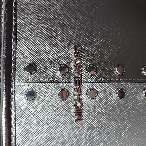 Michael Kors Jet Set Medium Carryall Tote Bag Silver Multi NWT - Picture 3 of 13